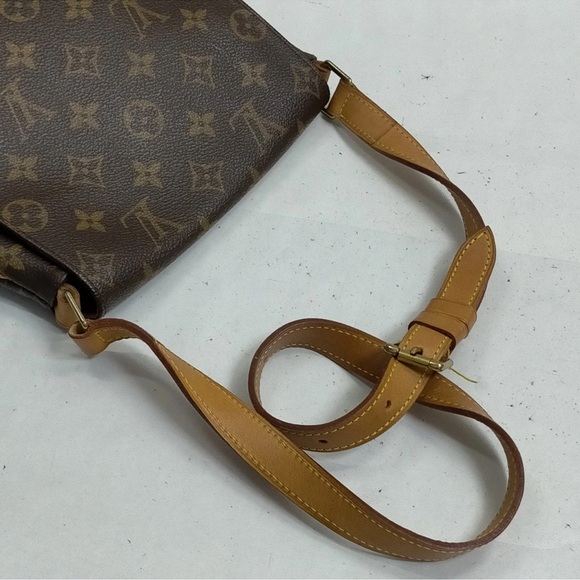 Authentic Louis Vuitton Musette Salsa - Picture 10 of 10